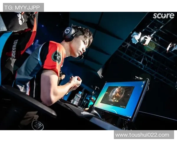 电竞新闻和平精英赛事深度解析JDGaming战队的强大实力与战术优势
